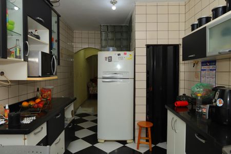 Casa para alugar com 100m², 4 quartos e 2 vagasCozinha