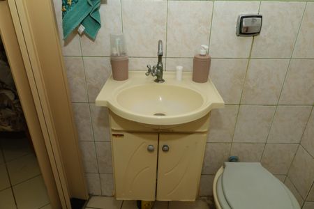 Casa para alugar com 100m², 4 quartos e 2 vagasBanheiro 2