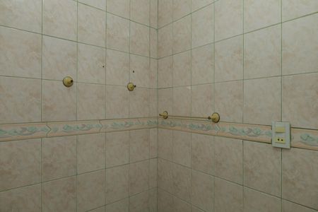 Casa para alugar com 100m², 4 quartos e 2 vagasBanheiro 2