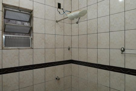 Casa para alugar com 100m², 4 quartos e 2 vagasBanheiro 1