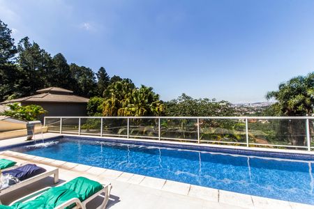 Casa de condomínio à venda com 700m², 4 quartos e 4 vagas Casa de condomínio à venda com 700m², 4 quartos e 4 vagasPiscina