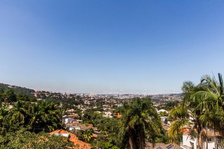Casa de condomínio à venda com 700m², 4 quartos e 4 vagas Casa de condomínio à venda com 700m², 4 quartos e 4 vagasVista da Rua