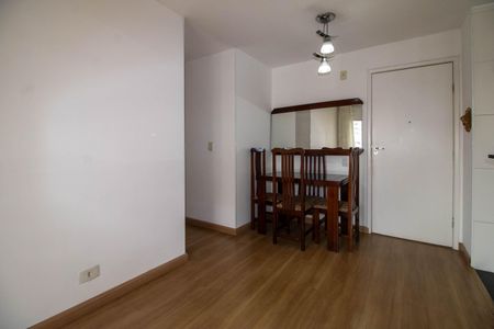 Sala de apartamento para alugar com 2 quartos, 50m² em Jardim Ampliacao, São Paulo