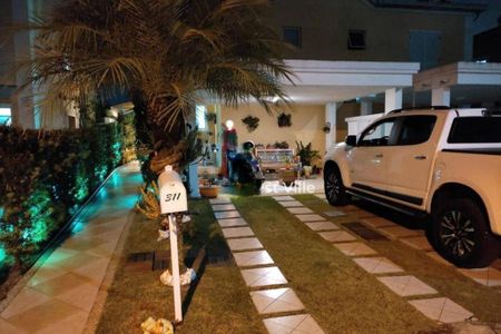 Casa à venda com 185m², 3 quartos e 4 vagas