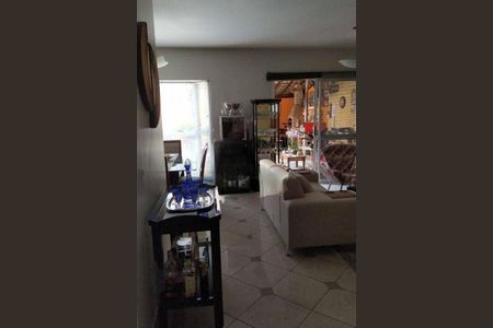 Casa à venda com 3 quartos, 185m² em Residencial Dois (Tambore), Santana de Parnaíba