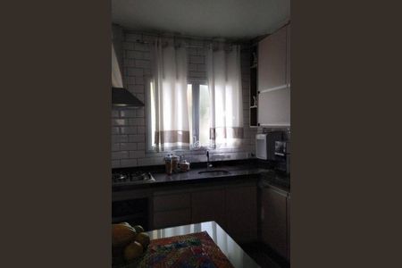 Casa à venda com 185m², 3 quartos e 4 vagas