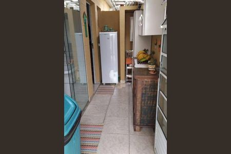 Casa à venda com 185m², 3 quartos e 4 vagas