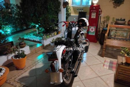 Casa à venda com 185m², 3 quartos e 4 vagas