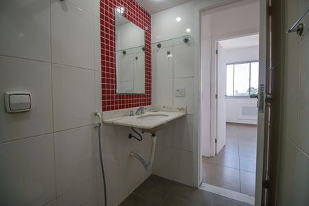 Apartamento à venda com 72m², 3 quartos e 1 vaga Apartamento à venda com 72m², 3 quartos e 1 vagaBanheiro