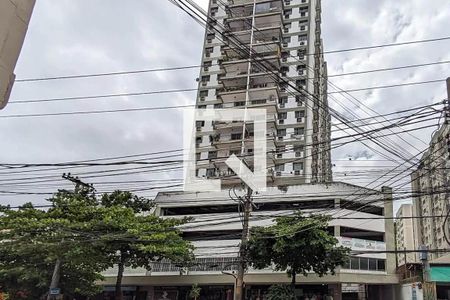 Apartamento à venda com 72m², 3 quartos e 1 vaga Apartamento à venda com 72m², 3 quartos e 1 vagaFachada