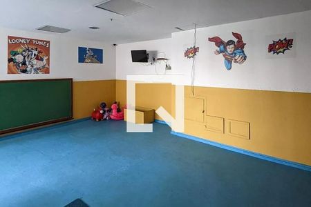 Apartamento à venda com 72m², 3 quartos e 1 vaga Apartamento à venda com 72m², 3 quartos e 1 vagaÁrea Comum