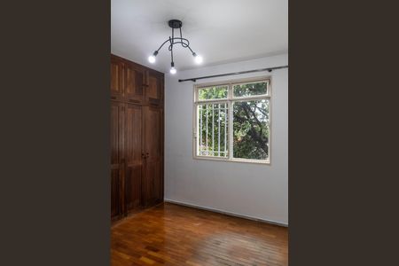 Apartamento para alugar com 140m², 4 quartos e 1 vaga Apartamento para alugar com 140m², 4 quartos e 1 vagaQuarto 1