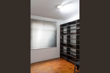 Apartamento para alugar com 140m², 4 quartos e 1 vaga Apartamento para alugar com 140m², 4 quartos e 1 vagaQuarto 3