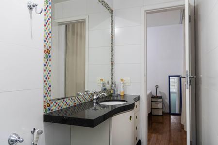 Apartamento para alugar com 140m², 4 quartos e 1 vaga Apartamento para alugar com 140m², 4 quartos e 1 vagaBanheiro da Suíte