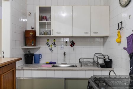Apartamento para alugar com 140m², 4 quartos e 1 vaga Apartamento para alugar com 140m², 4 quartos e 1 vagaCozinha