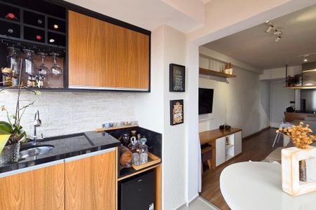 Apartamento à venda com 58m², 2 quartos e 1 vagaSacada