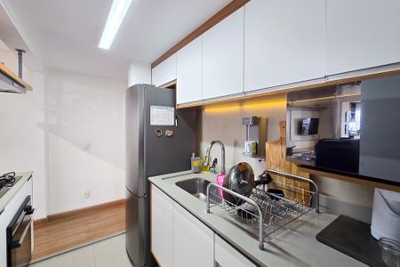 Apartamento à venda com 58m², 2 quartos e 1 vagaCozinha