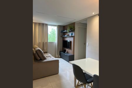 Sala de apartamento para alugar com 2 quartos, 46m² em Parque Sao Vicente, Santo André