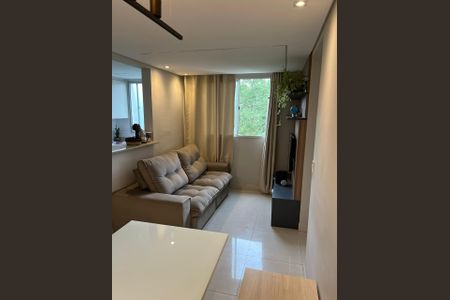 Sala de apartamento para alugar com 2 quartos, 46m² em Parque Sao Vicente, Santo André