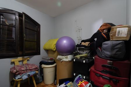 Casa à venda com 90m², 3 quartos e 2 vagasQuarto 