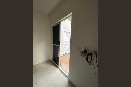 Cozinha de casa de condomínio para alugar com 1 quarto, 70m² em Vargem Grande, Rio de Janeiro