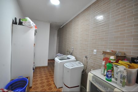 Casa à venda com 559m², 4 quartos e 6 vagasÁrea de Serviço
