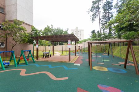 Apartamento para alugar com 43m², 2 quartos e 1 vaga Apartamento para alugar com 43m², 2 quartos e 1 vagaÁrea comum - Playground