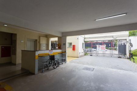 Apartamento para alugar com 43m², 2 quartos e 1 vaga Apartamento para alugar com 43m², 2 quartos e 1 vagaGaragem - Entrada