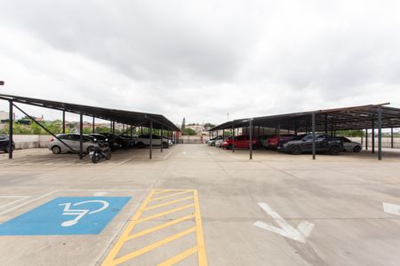 Apartamento para alugar com 43m², 2 quartos e 1 vaga Apartamento para alugar com 43m², 2 quartos e 1 vagaGaragem