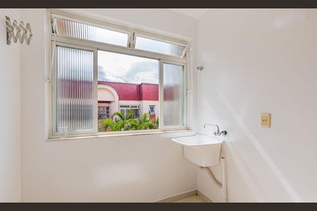 Apartamento à venda com 70m², 2 quartos e 2 vagasÁrea de serviço