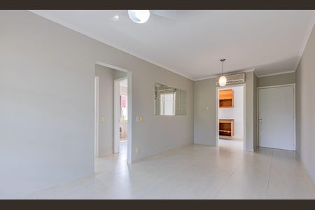 Sala de apartamento à venda com 2 quartos, 70m² em Jardim do Salso, Porto Alegre