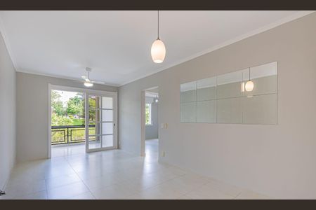 Sala de apartamento à venda com 2 quartos, 70m² em Jardim do Salso, Porto Alegre