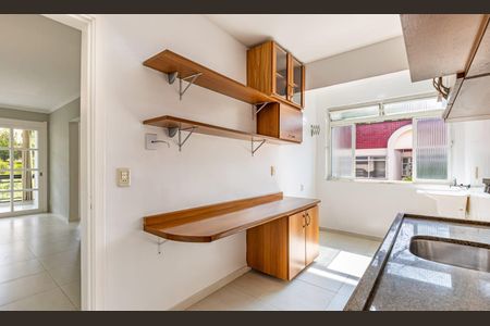 Apartamento à venda com 70m², 2 quartos e 2 vagasCozinha