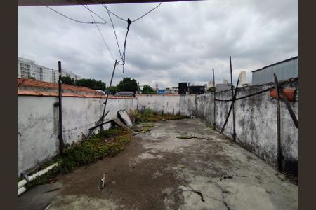 Quintal  de casa à venda com 4 quartos, 138m² em Vila das Merces, São Paulo