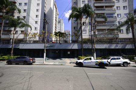 Apartamento à venda com 84m², 3 quartos e 2 vagasFachada