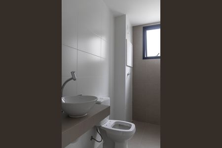 Apartamento à venda com 67m², 2 quartos e 2 vagasBanheiro Social