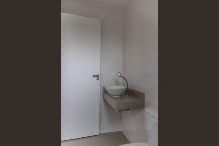 Apartamento à venda com 67m², 2 quartos e 2 vagasBanheiro da Suíte