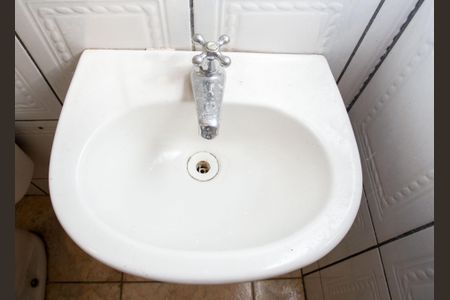 Casa para alugar com 80m², 2 quartos e sem vagaBanheiro