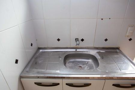 Sala/Cozinha de casa para alugar com 2 quartos, 80m² em Jardim Miriam, São Paulo