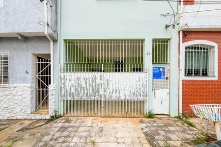 Casa à venda com 118m², 2 quartos e 1 vagaFachada