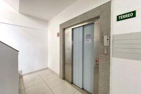 Apartamento para alugar com 94m², 2 quartos e 1 vagaElevador
