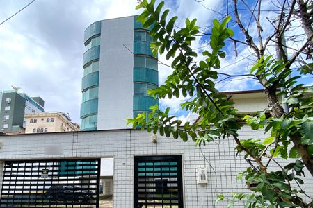 Apartamento para alugar com 94m², 2 quartos e 1 vagaFachada