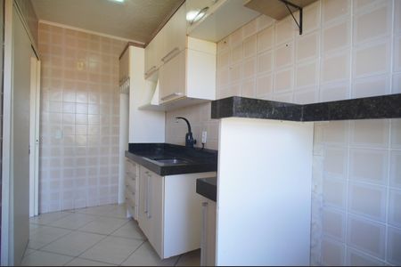 Apartamento à venda com 58m², 2 quartos e 1 vagaCozinha