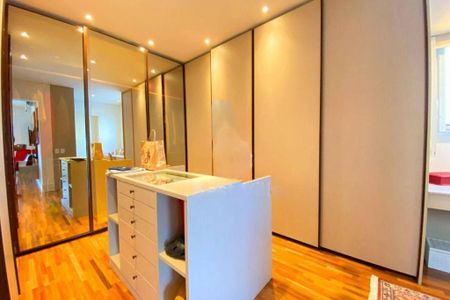 Casa à venda com 480m², 4 quartos e 5 vagas