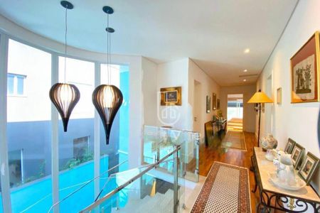 Casa à venda com 480m², 4 quartos e 5 vagas