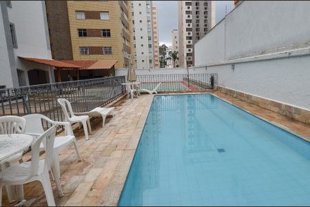 Apartamento à venda com 60m², 2 quartos e 1 vagaÁrea comum - Piscina