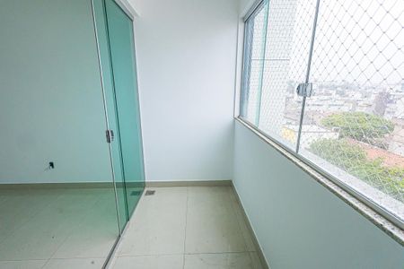 Apartamento à venda com 73m², 3 quartos e 2 vagasvaranda