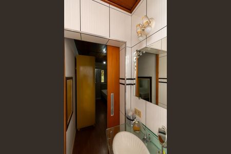 Casa para alugar com 180m², 2 quartos e 2 vagas Casa para alugar com 180m², 2 quartos e 2 vagasBanheiro da Suíte