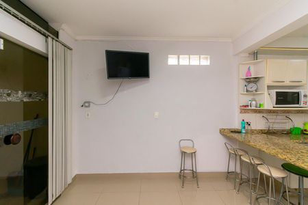 Casa para alugar com 180m², 2 quartos e 2 vagas Casa para alugar com 180m², 2 quartos e 2 vagasCozinha