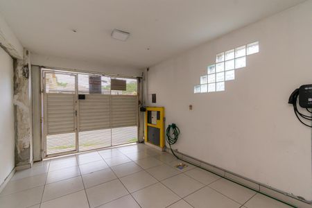 Casa para alugar com 180m², 2 quartos e 2 vagas Casa para alugar com 180m², 2 quartos e 2 vagasGaragem